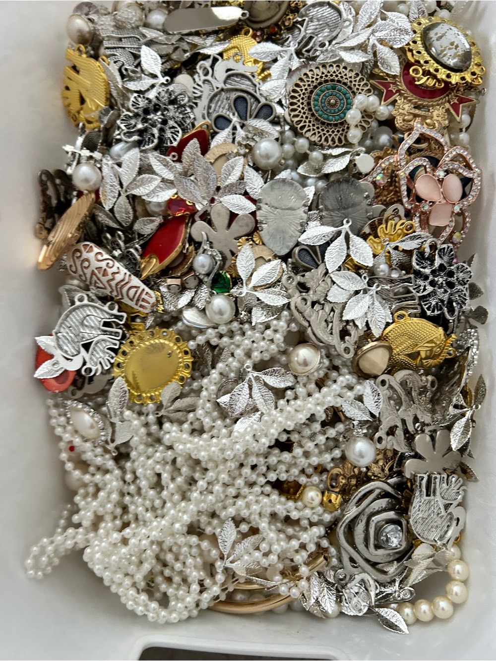 Mixed Metal and Pearl Women's Jewelry Assortment - Silver, Gold, White